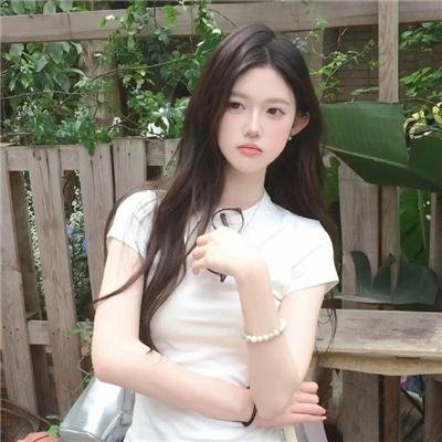 秘林謎村
